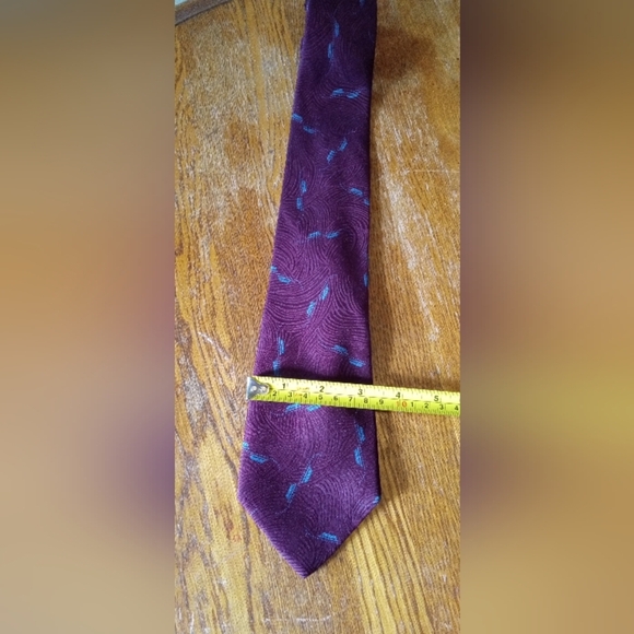 Giorgio Armani Burgundy and Teal Patterned Silk Tie - Picture 2 of 4